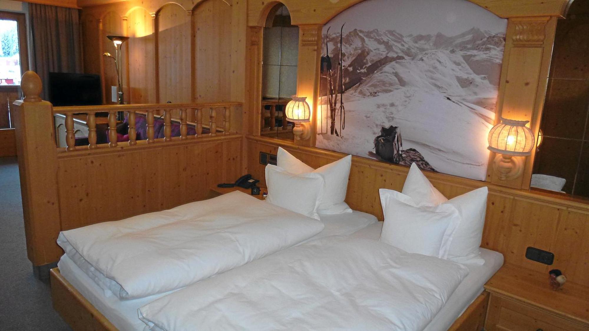 Hotel Almhof Hochfügen Chambre photo