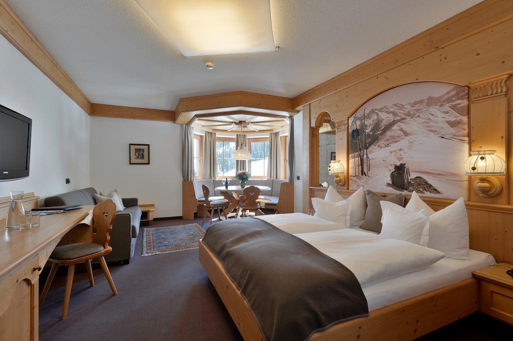 Hotel Almhof Hochfügen Extérieur photo