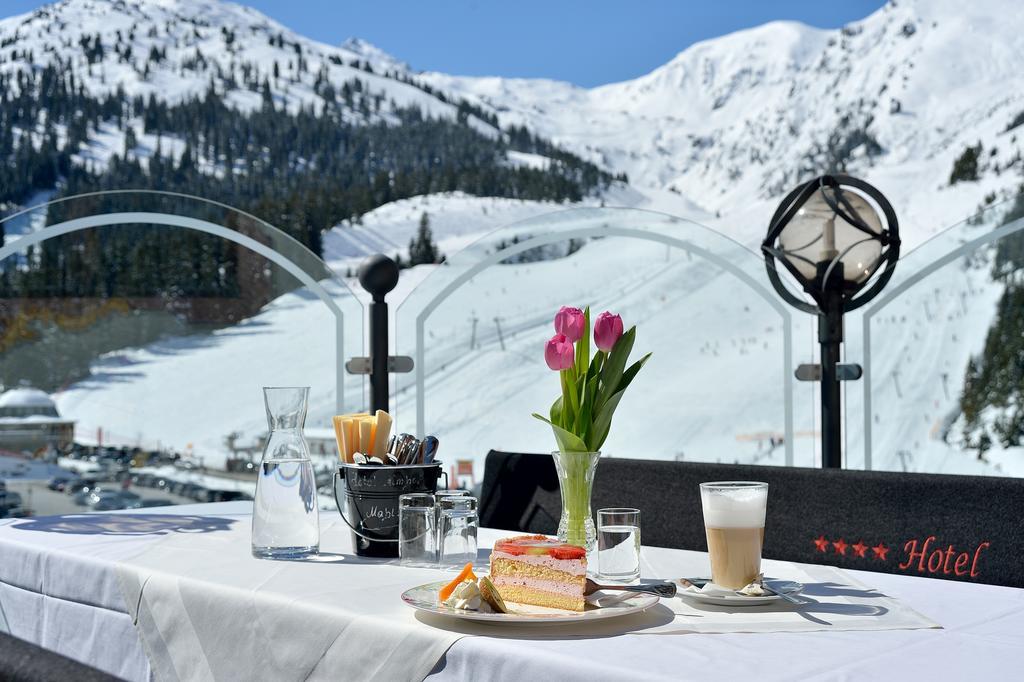 Hotel Almhof Hochfügen Extérieur photo